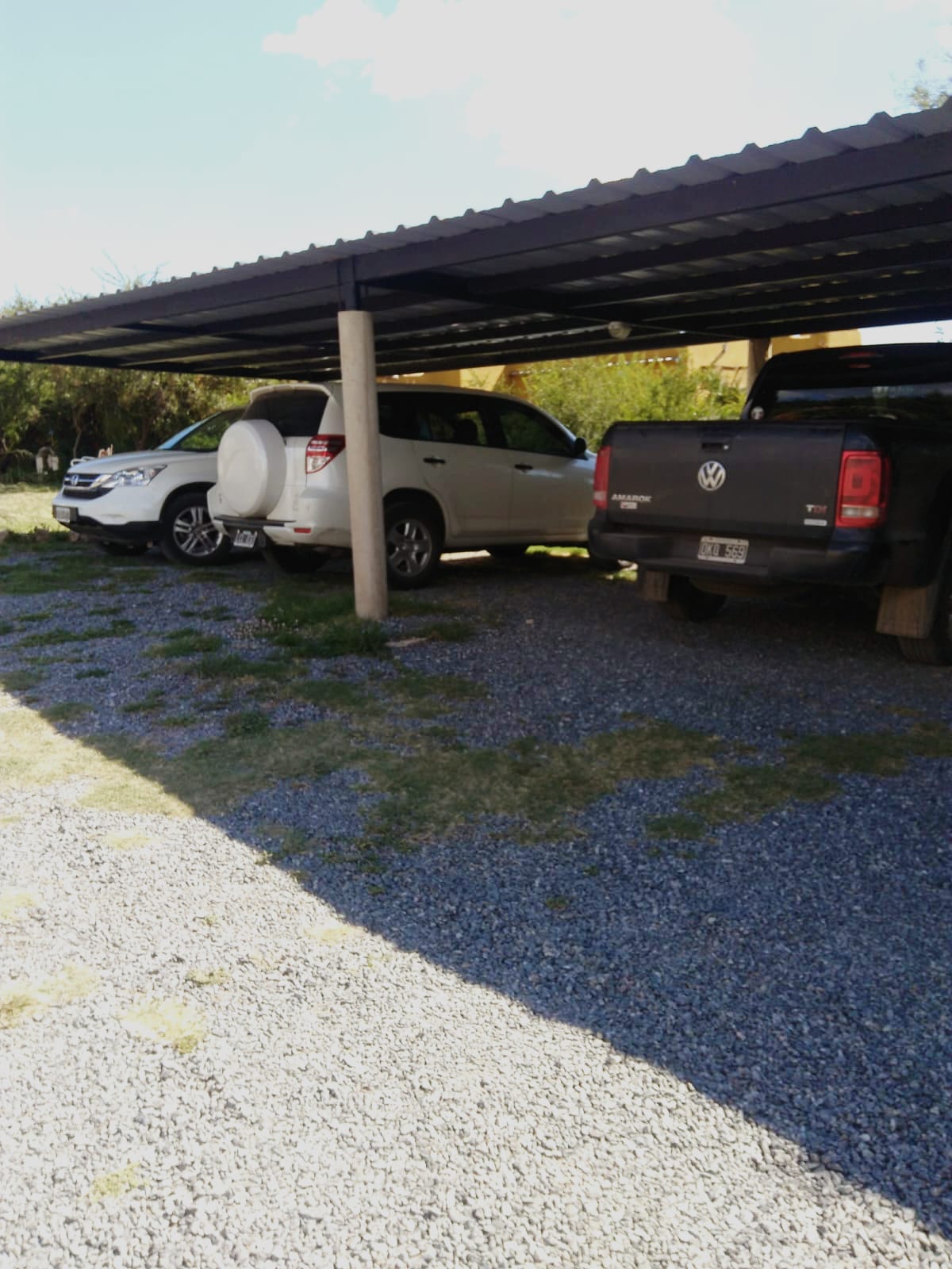 Estacionamiento techado